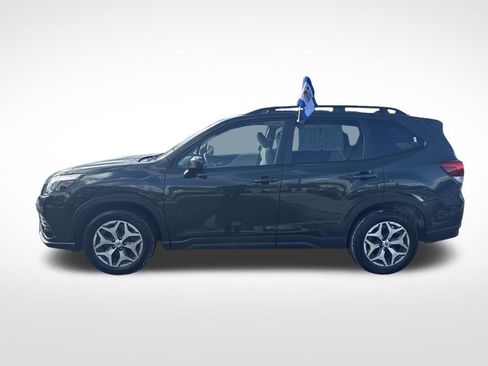 Certified 2023 Subaru Forester Premium image 5