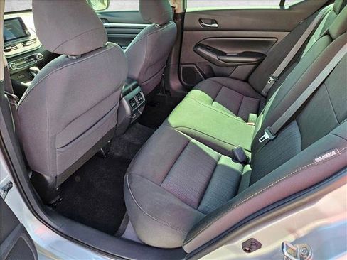 Used 2019 Nissan Altima 2.5 SV image 18