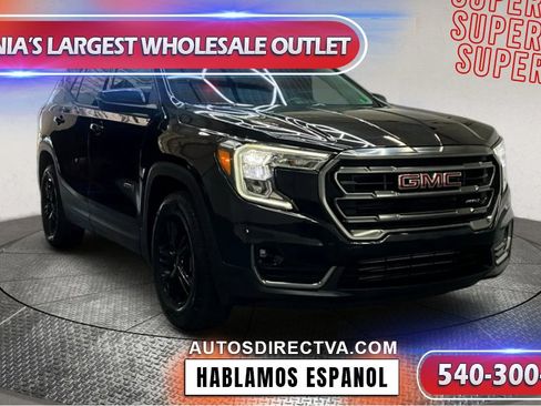 Used 2023 GMC Terrain AT4 image 2