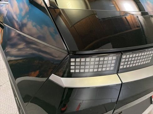 Used 2024 Hyundai Ioniq 5 SEL image 12