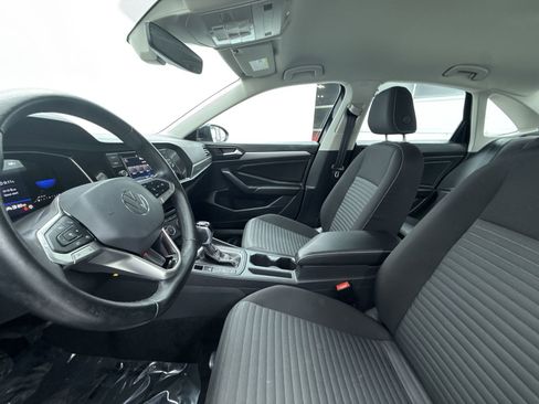 Used 2023 Volkswagen Jetta S image 11