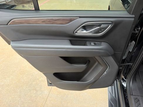Used 2023 Chevrolet Tahoe LS RWD image 14
