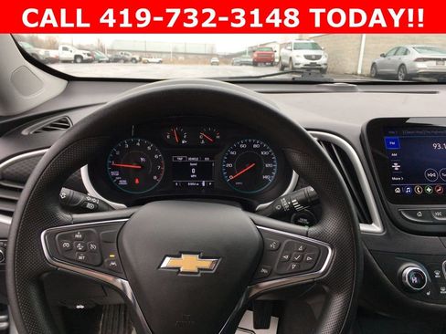 Used 2024 Chevrolet Malibu LT FWD image 21