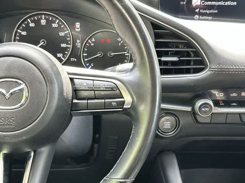 Used 2024 MAZDA MAZDA3 s FWD image 9