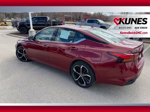 Used 2025 Nissan Altima 2.5 SR image 4