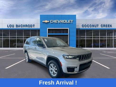 Used 2023 Jeep Grand Cherokee L Limited RWD image 1