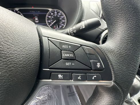 Used 2024 Nissan Sentra SV image 23