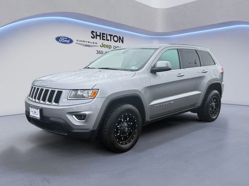 Used 2015 Jeep Grand Cherokee Laredo image 1