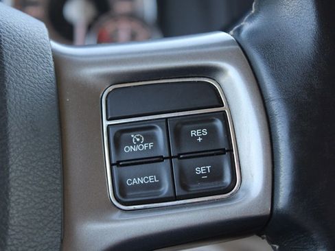 Used 2018 RAM 2500 Limited image 32