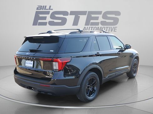 New 2026 Ford Explorer Active AWD/4WD image 4
