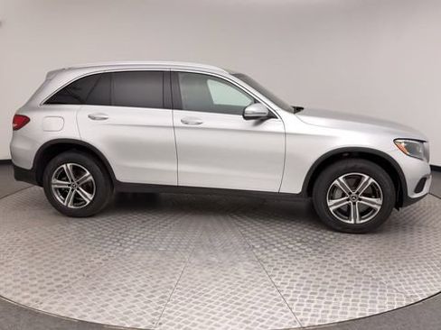 Used 2019 Mercedes-Benz GLC 300 4MATIC image 9