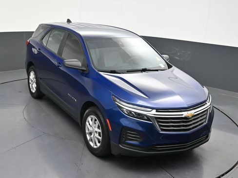 Used 2023 Chevrolet Equinox LS FWD image 21