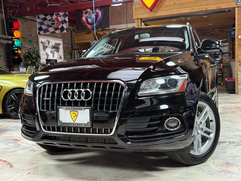 Used 2017 Audi Q5 2.0T Premium Plus w/ Technology Package AWD/4WD image 1