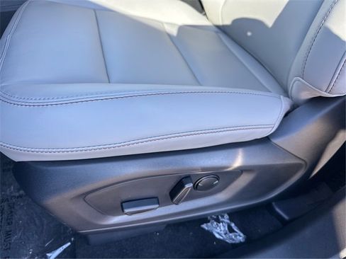 New 2026 Ford Explorer Active image 25