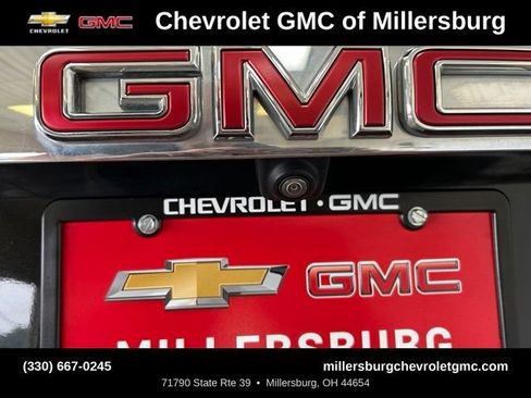Used 2023 GMC Acadia SLT AWD/4WD image 8