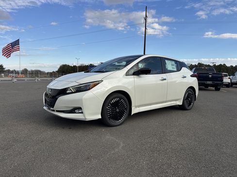 New 2025 Nissan Leaf SV Plus image 1