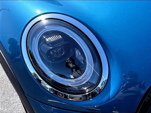 Used 2024 MINI Cooper SE FWD image 30