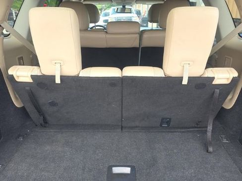 Used 2020 Nissan Pathfinder Platinum w/ Cargo Package image 5