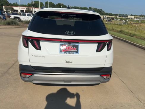 Used 2025 Hyundai Tucson SEL FWD image 8