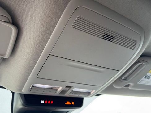 Used 2024 MAZDA CX-30 AWD 2.5 S w/ Premium Package image 27