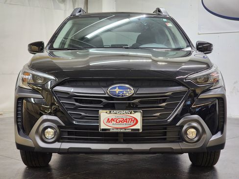 Used 2023 Subaru Outback Premium AWD/4WD image 12