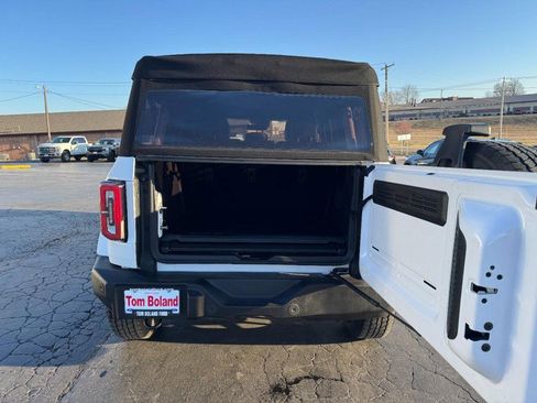 Used 2024 Ford Bronco Outer Banks image 4