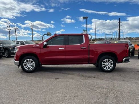 Used 2023 Chevrolet Silverado 1500 LTZ image 2