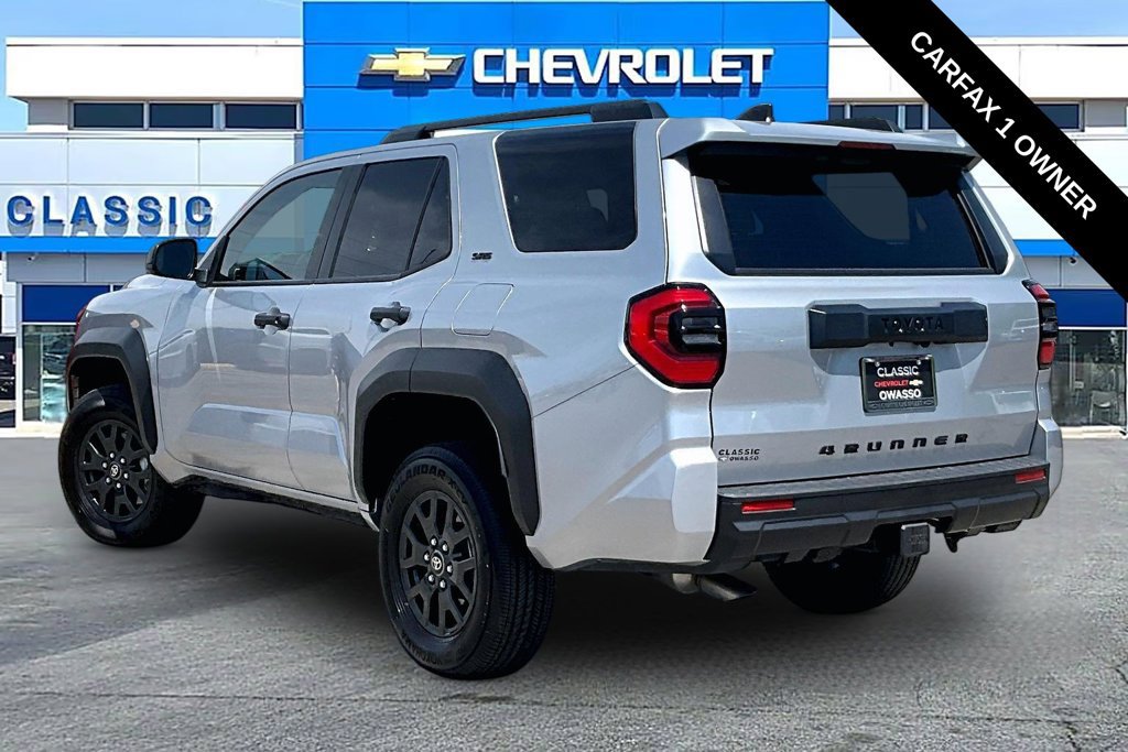 Used 2026 Toyota 4Runner SR5 AWD/4WD image 3
