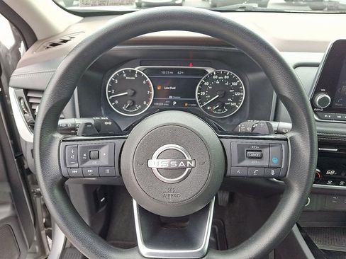 Used 2022 Nissan Rogue SV image 20