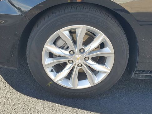 Used 2024 Chevrolet Malibu LT image 30