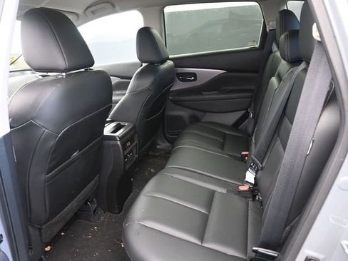 Used 2022 Nissan Murano SV w/ SV Midnight Edition Package image 18