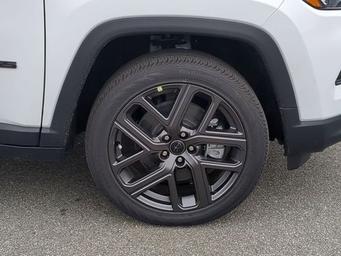 Used 2026 Jeep Compass Limited image 11