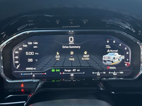 Used 2025 GMC Sierra 1500 SLT image 31