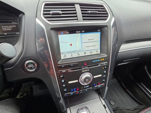 Used 2017 Ford Explorer Sport w/ Equipment Group 401A AWD/4WD image 14