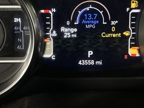 Certified 2022 Jeep Gladiator Overland w/ Popular Equipment Package image 16