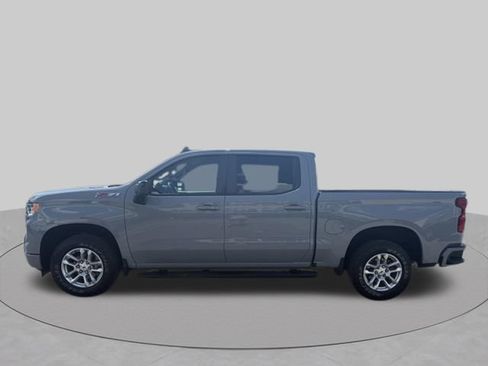 Used 2024 Chevrolet Silverado 1500 RST w/ Z71 Off-Road Package AWD/4WD image 3