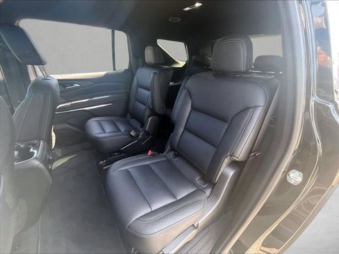 Used 2026 Chevrolet Traverse LT FWD image 28