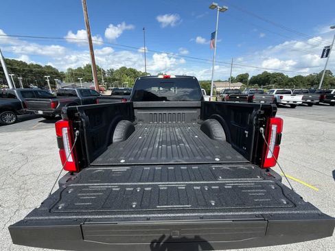New 2026 Ford F250 Platinum w/ Tremor Off-Road Package AWD/4WD image 15