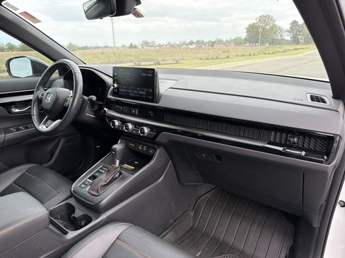 Certified 2024 Honda CR-V Sport Touring image 15