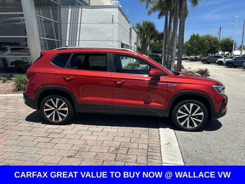 Certified 2024 Volkswagen Taos SE FWD image 6