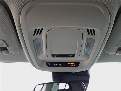 Used 2023 Buick Envision Essence FWD image 30