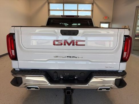 New 2026 GMC Sierra 1500 SLT w/ SLT Premium Package AWD/4WD image 12