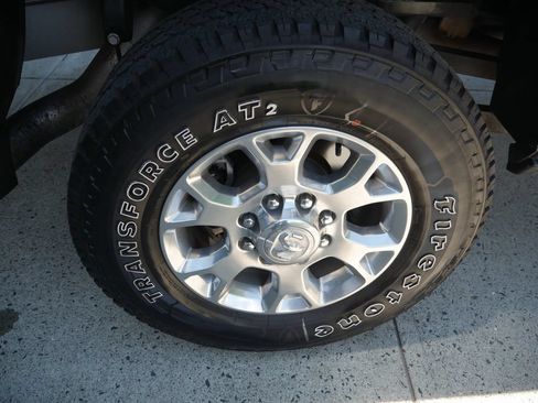 Used 2024 RAM 2500 Laramie w/ Safety Group AWD/4WD image 15