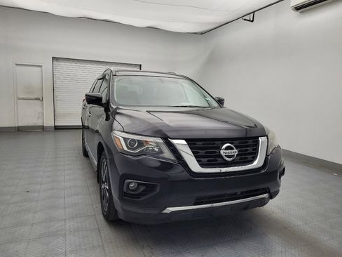 Used 2020 Nissan Pathfinder Platinum image 14