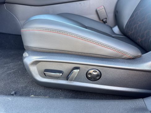 New 2026 Nissan Sentra SR w/ SR Premium Package FWD image 13