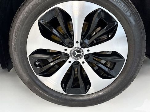 Certified 2024 Mercedes-Benz GLB 250 GLB 250 image 30