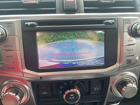 Used 2015 Toyota 4Runner SR5 Premium AWD/4WD image 21