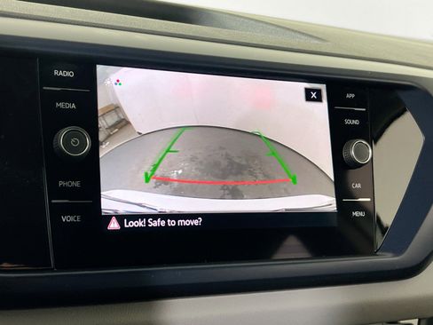 Used 2023 Volkswagen Taos SE image 13