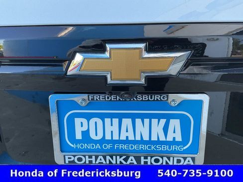 Used 2025 Chevrolet Traverse LT w/ Enhanced Driving Package FWD image 14