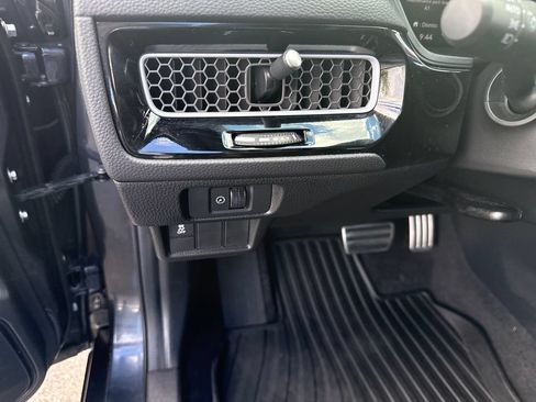Certified 2025 Honda Civic Sport image 15